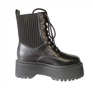 Boots with Big Platform